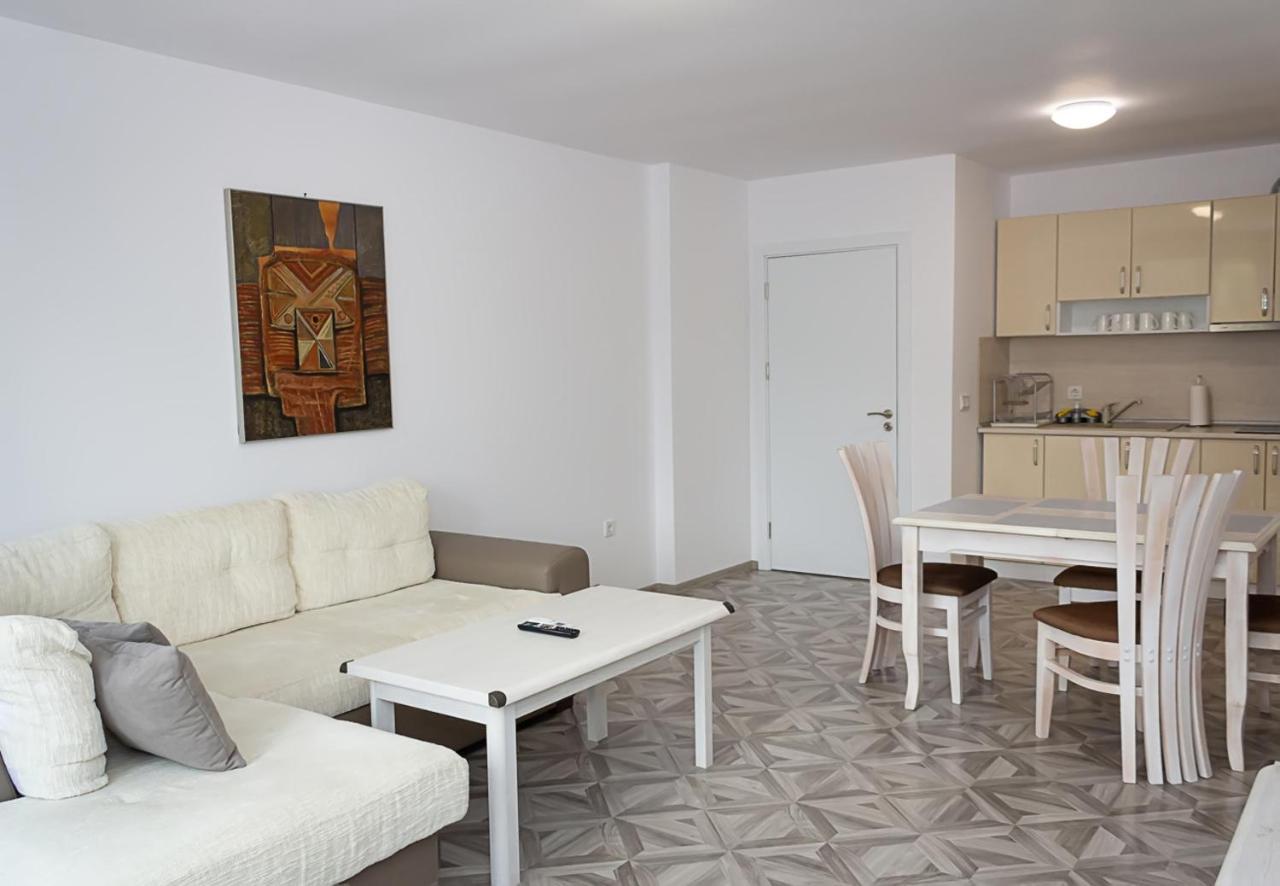 Apartment Lilia Каварна Экстерьер фото